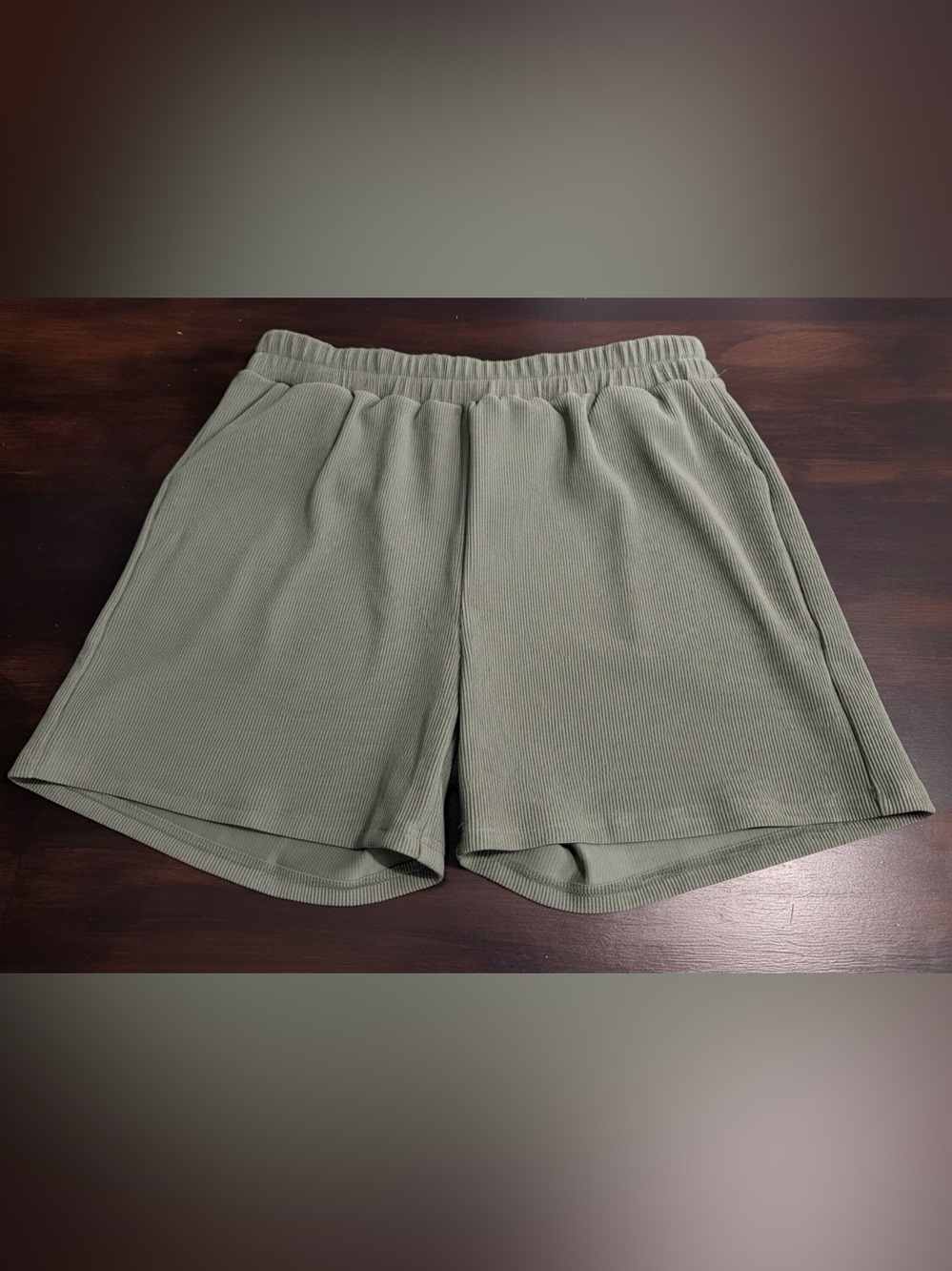 NWT Women’s 1X Zenana Green Ribbed 2-Piece Short & Top Set - Picture 3 of 4
